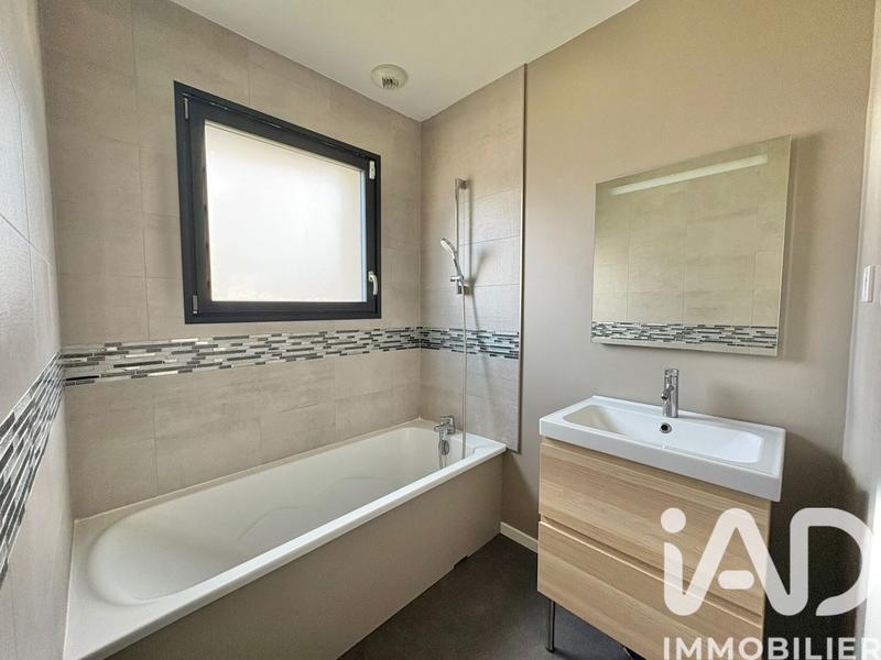 Maison - 177 m² - 6 pièces