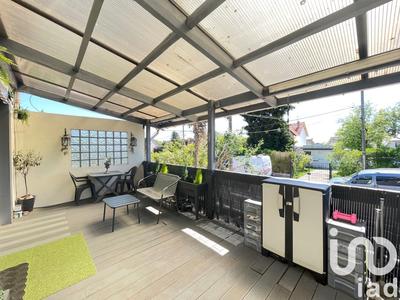 Maison - 105 m² - 5 pièces