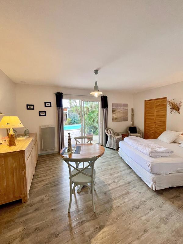 Maison - 180 m² - 6 pièces