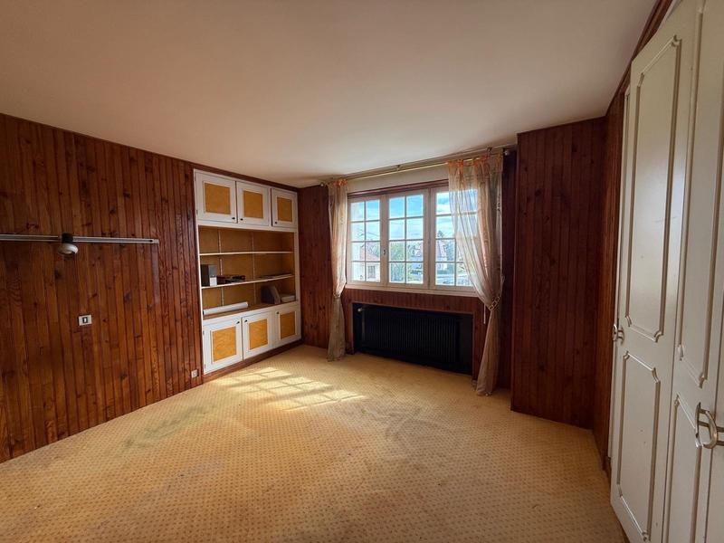 Maison - 163 m² - 6 pièces