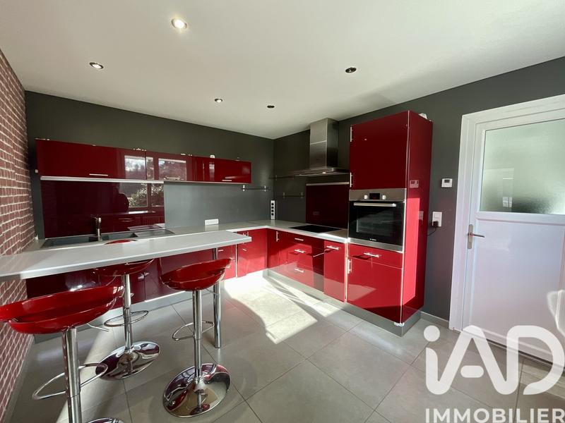 Maison - 98 m² - 3 pièces