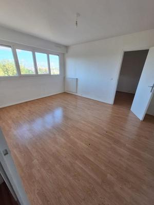 Appartement ancien - 42 m² - 2 pièces