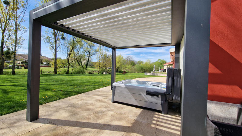 Maison - 320 m² - 6 pièces