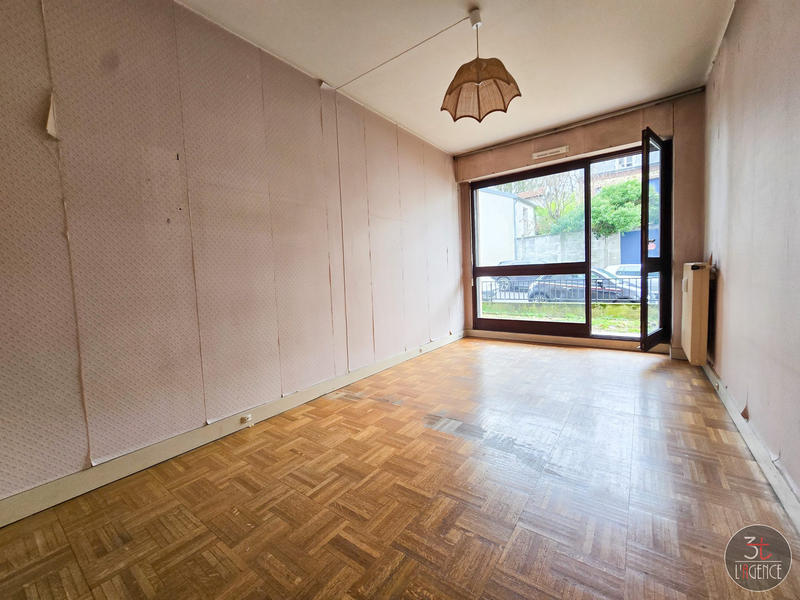 Appartement - 100 m² - 5 pièces