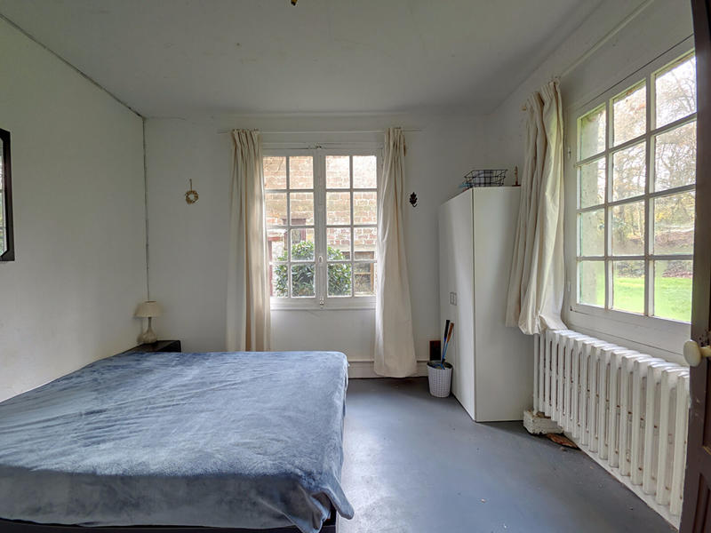 Maison - 210 m² - 6 pièces