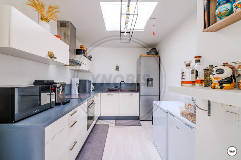 Appartement - 80 m² - 4 pièces