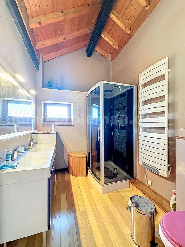 Maison - 168 m² - 5 pièces