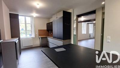 Maison - 171 m² - 7 pièces