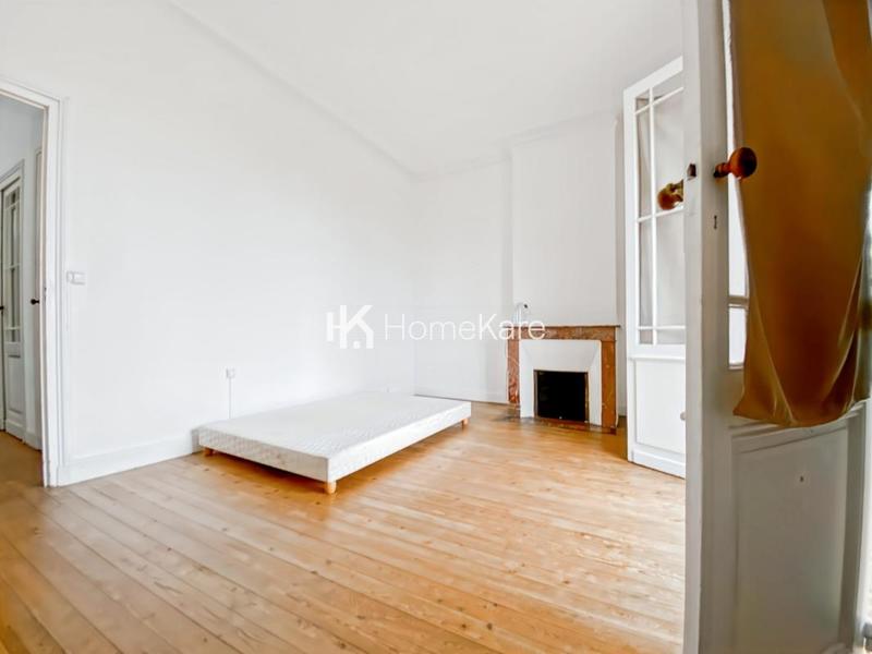 Appartement - 140 m² - 5 pièces