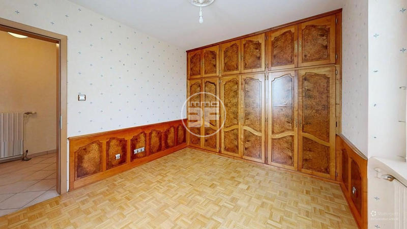 Maison traditionnelle - 150 m² - 6 pièces