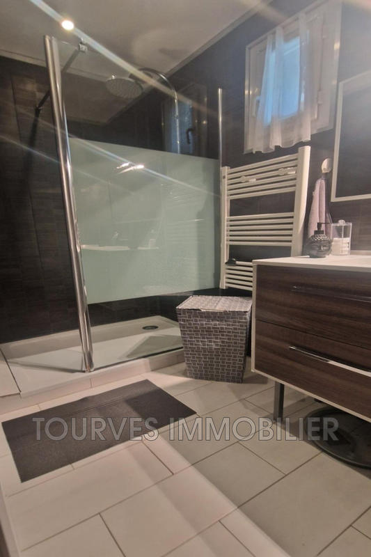 Villa - 184 m² - 6 pièces