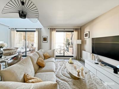 Appartement - 100 m² - 4 pièces