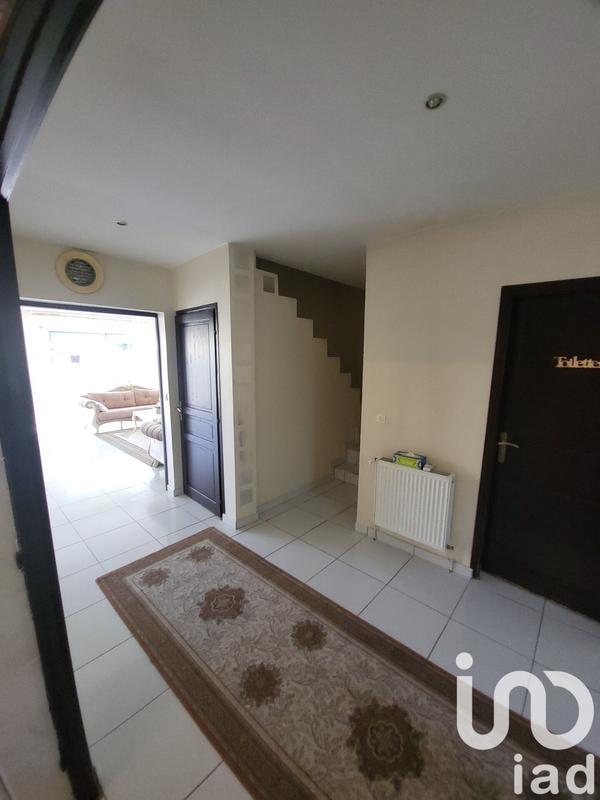 Maison - 167 m² - 6 pièces