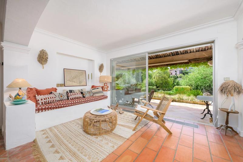 Maison - 195 m² - 7 pièces