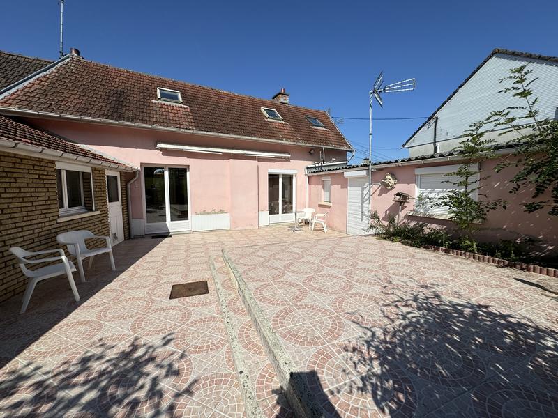 Maison - 105 m² - 4 pièces
