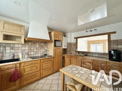 Maison - 108 m² - 6 pièces