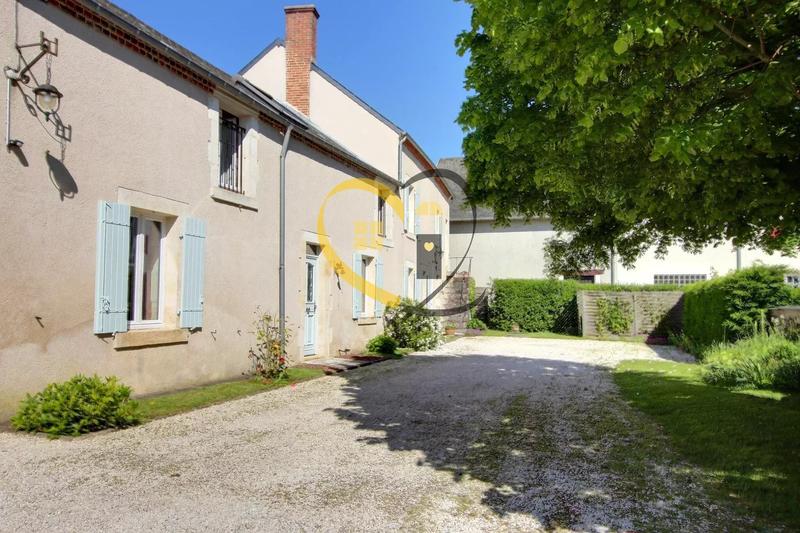 Maison - 280 m² - 5 pièces