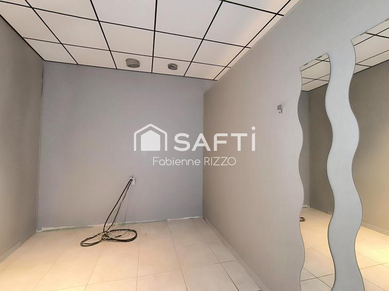 Bureau - 146 m² - 8 pièces