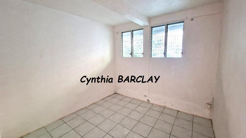 Maison - 187 m² - 9 pièces