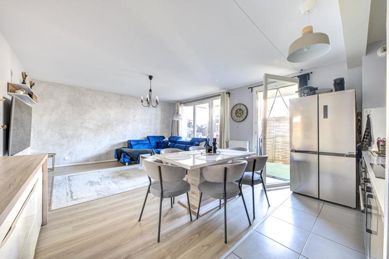 Appartement - 65 m² - 3 pièces