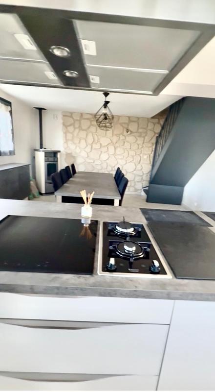 Maison - 91 m² - 5 pièces