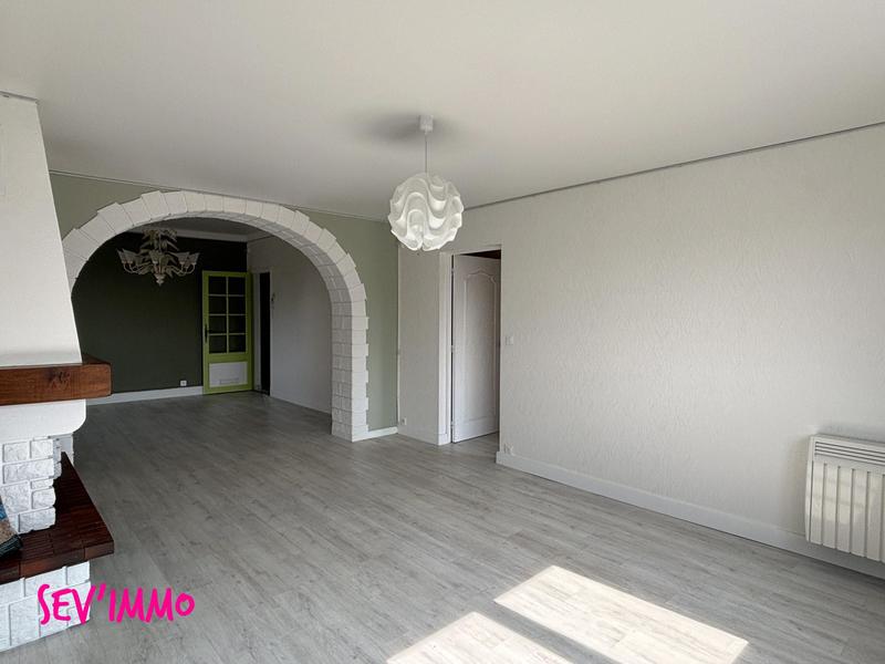 Maison - 168 m² - 7 pièces