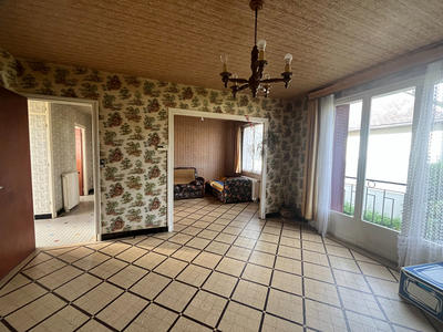 Maison - 96 m² - 6 pièces