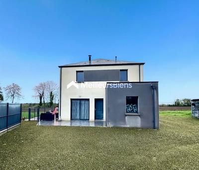 Maison - 117 m² - 6 pièces