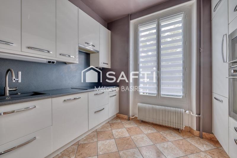 Maison - 170 m² - 7 pièces