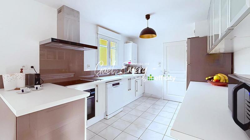 Maison - 83 m² - 5 pièces