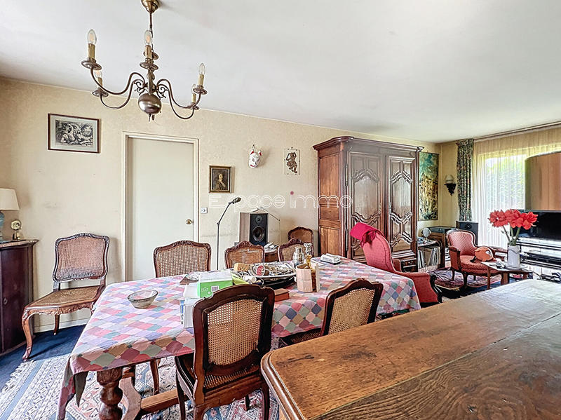 Maison - 150 m² - 7 pièces