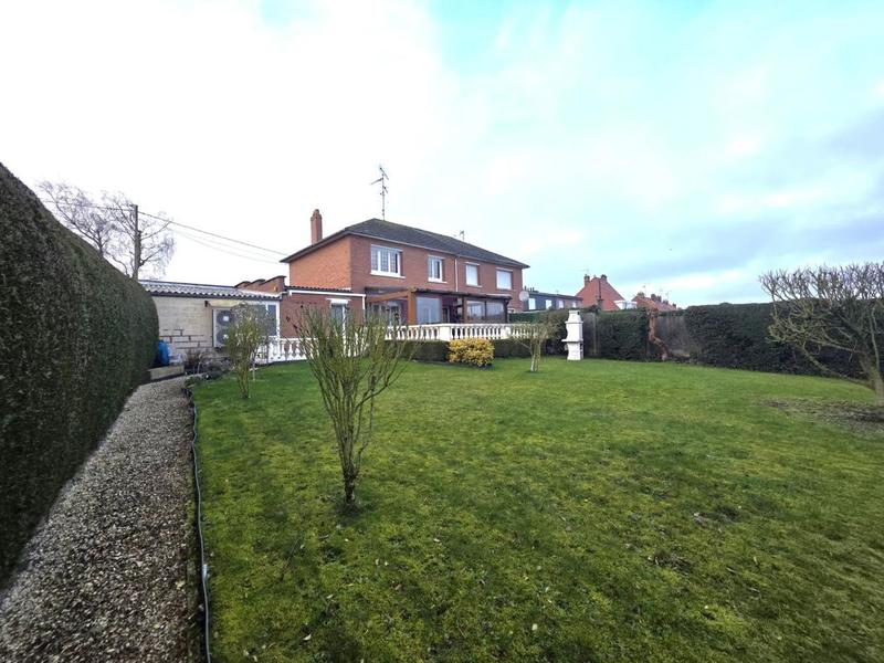 Maison - 103 m² - 6 pièces