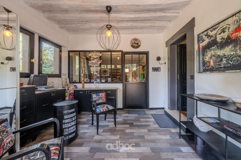 Maison - 200 m² - 8 pièces