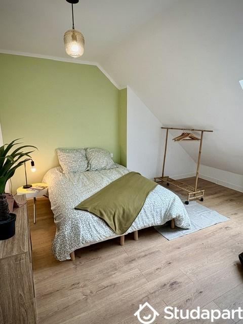 Chambre - 13 m² - 1 pièce