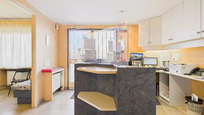 Local d'activité / Entrepôt - 105 m² - 7 pièces