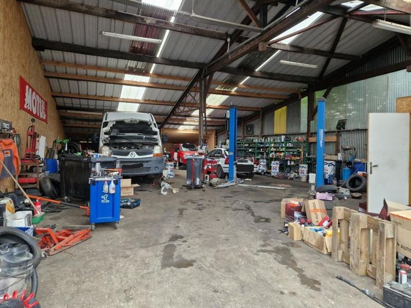 Fonds de commerce - 200 m²