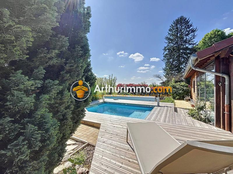 Maison - 199 m² - 6 pièces