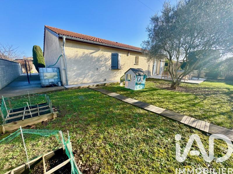 Maison - 92 m² - 5 pièces