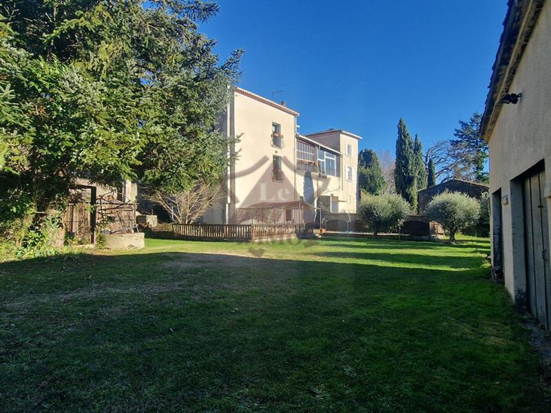 Mas - 170 m² - 7 pièces