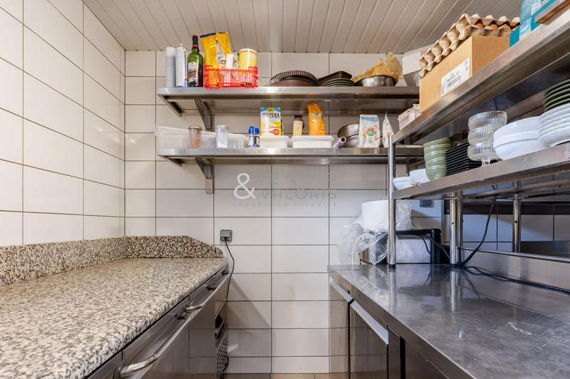 Fonds de commerce - Hôtellerie / Restauration - 130 m²