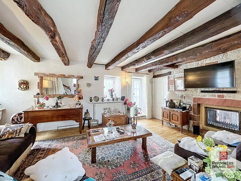 Propriété - 270 m² - 12 pièces