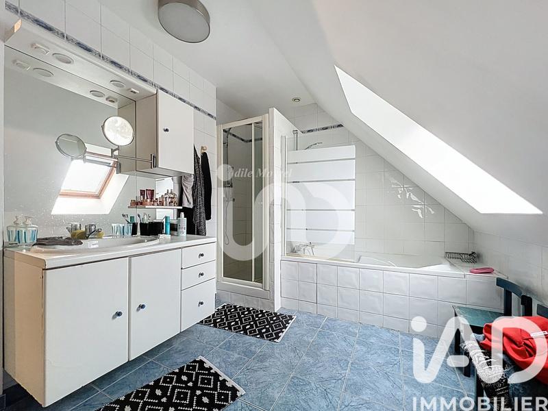 Maison - 103 m² - 6 pièces