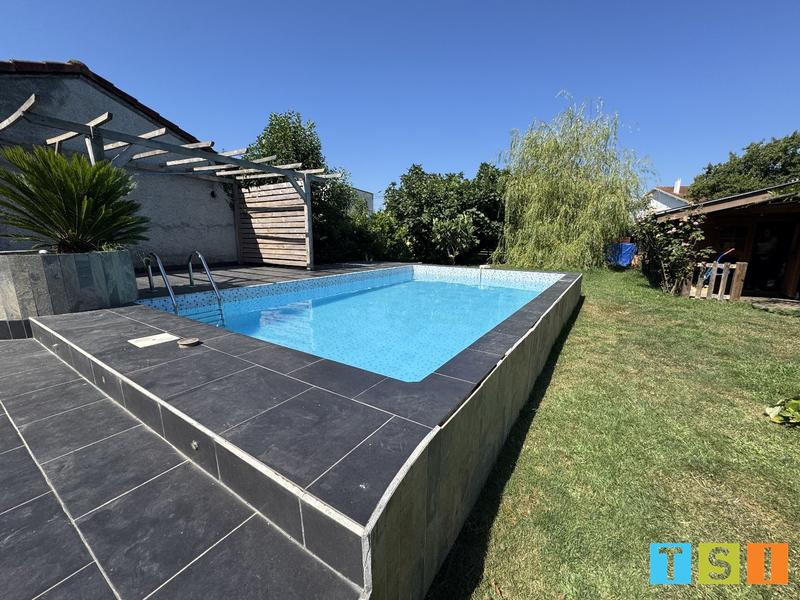 Maison - 135 m² - 6 pièces