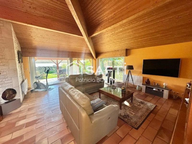 Maison - 138 m² - 6 pièces