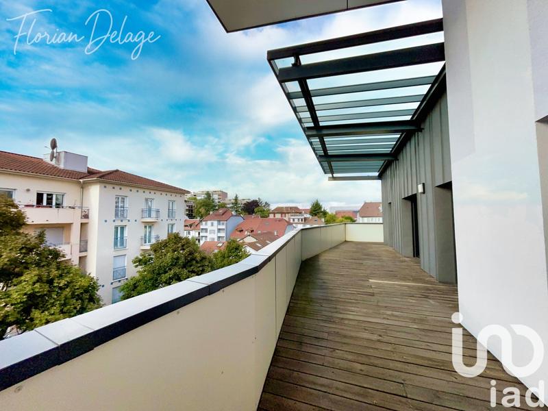 Appartement - 93 m² - 4 pièces