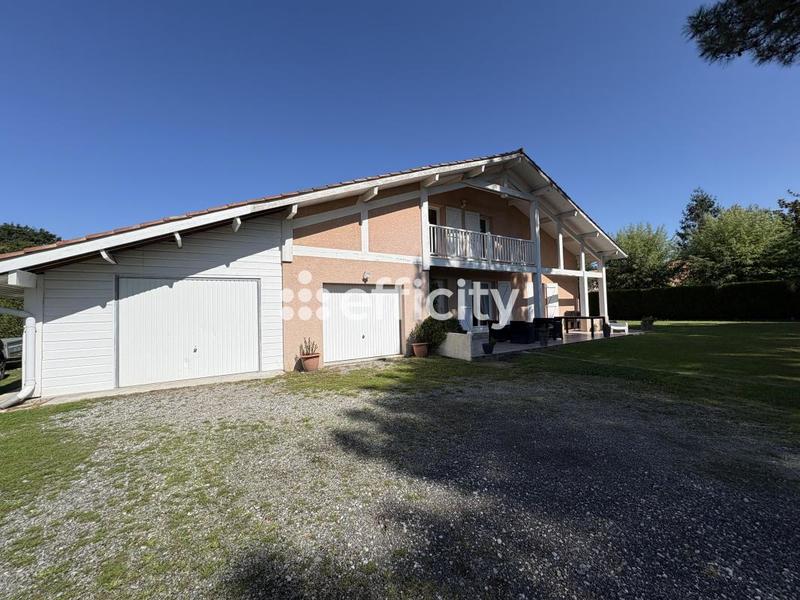 Maison - 170 m² - 5 pièces