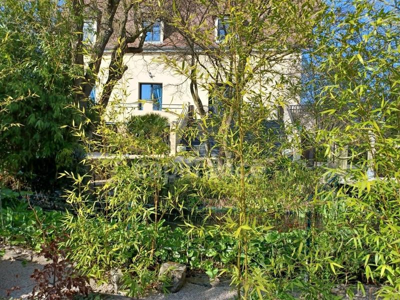 Maison - 199 m² - 6 pièces