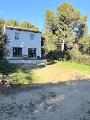 Maison - 86 m² - 4 pièces