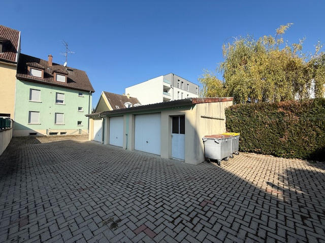 Immeuble - 155 m² - 9 pièces
