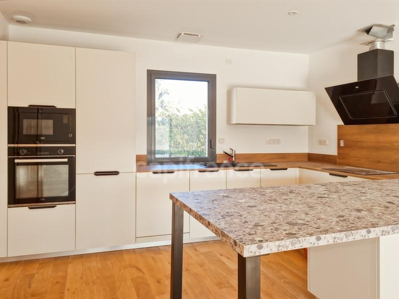 Appartement - 119 m² - 5 pièces